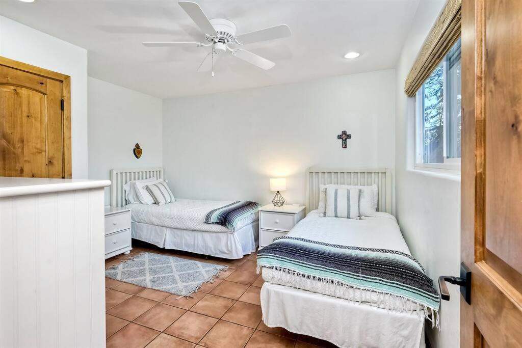 Great Group Retreat! Hacienda Decor, Spacious Floor Plan, Private Backyard Carlsbad Ngoại thất bức ảnh