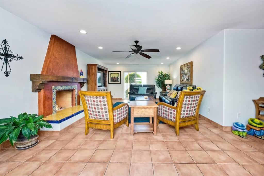Great Group Retreat! Hacienda Decor, Spacious Floor Plan, Private Backyard Carlsbad Ngoại thất bức ảnh