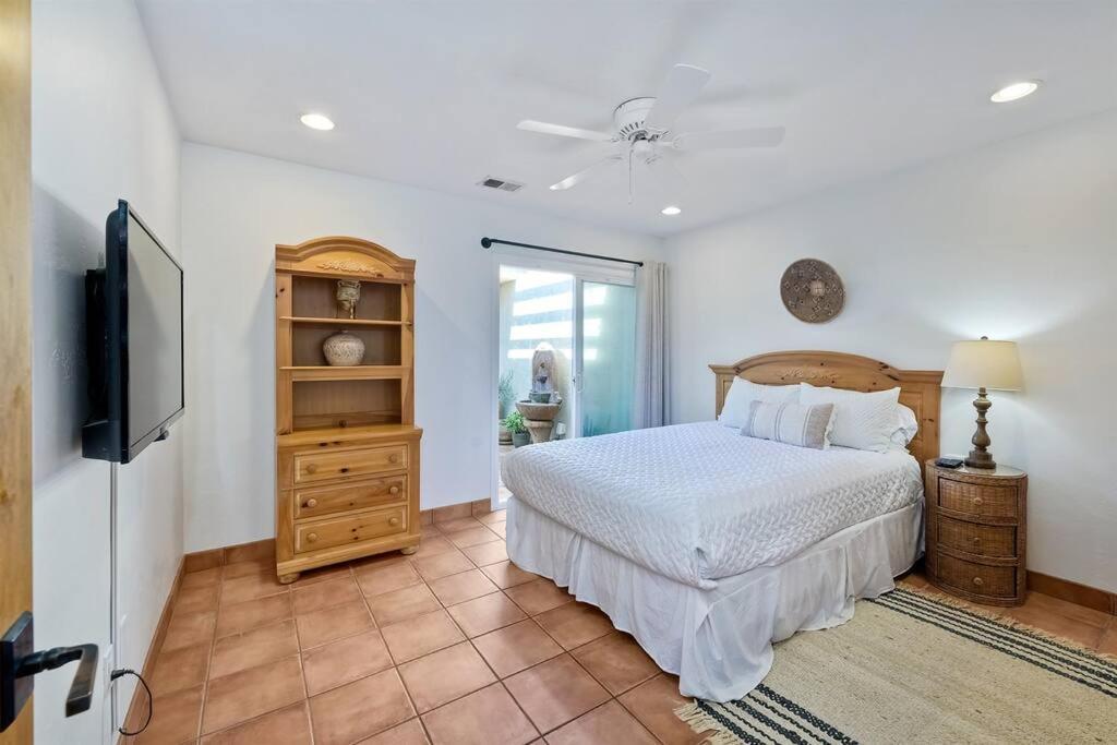 Great Group Retreat! Hacienda Decor, Spacious Floor Plan, Private Backyard Carlsbad Ngoại thất bức ảnh